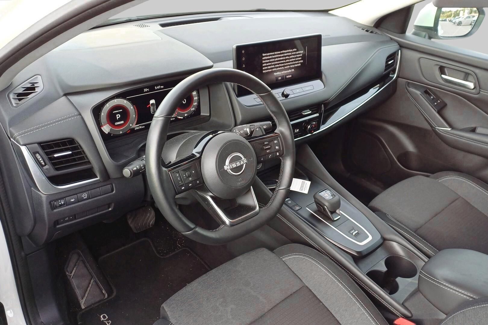 Nissan Qashqai iso kuva 2
