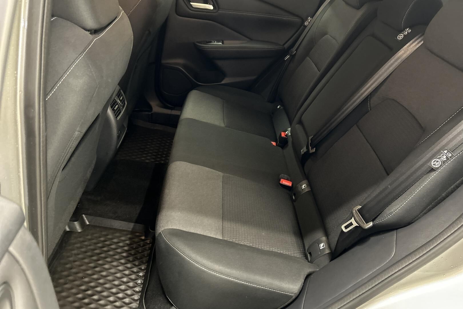 Nissan Qashqai iso kuva 10