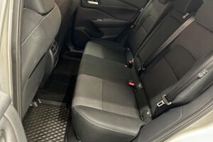 Nissan Qashqai esikatselu 10