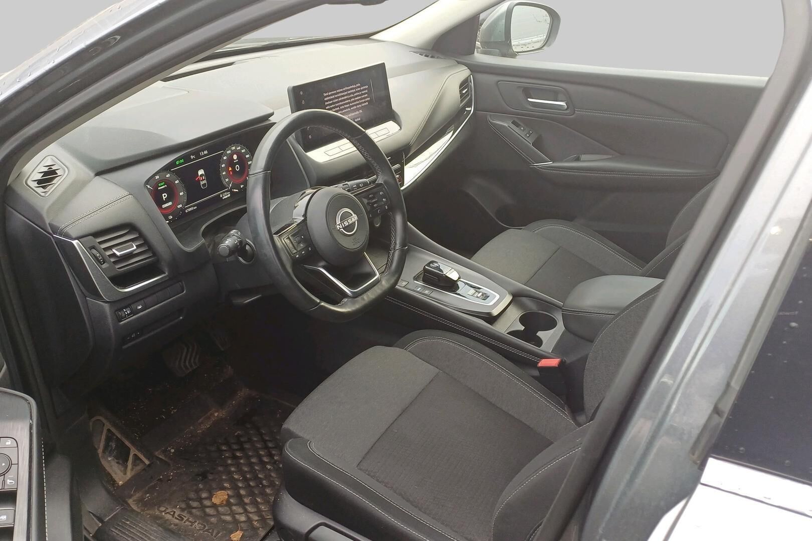 Nissan Qashqai iso kuva 1