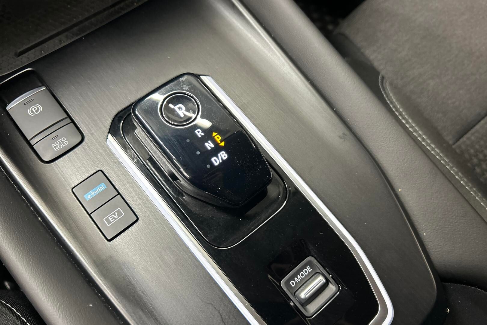 Nissan Qashqai iso kuva 12