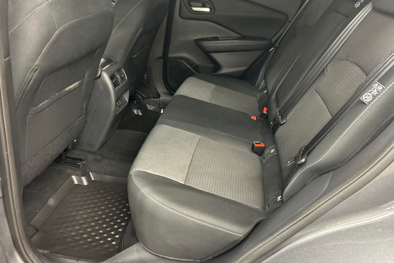 Nissan Qashqai iso kuva 5