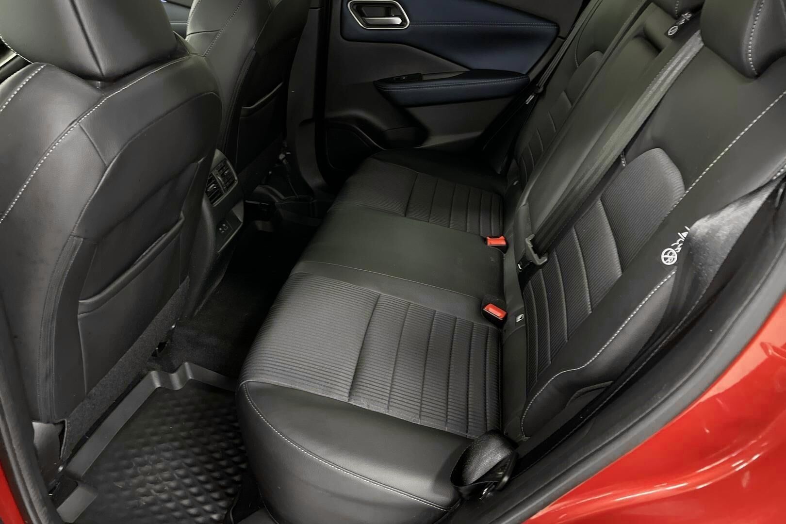 Nissan Qashqai iso kuva 10