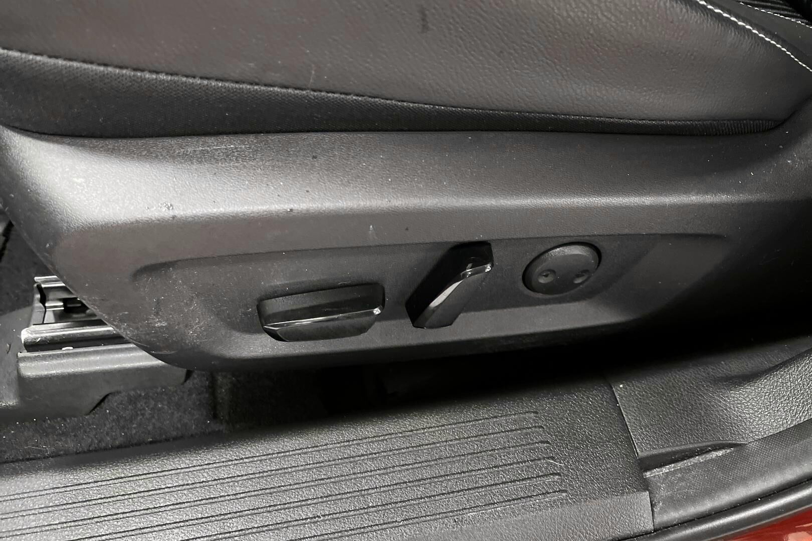 Nissan Qashqai iso kuva 18