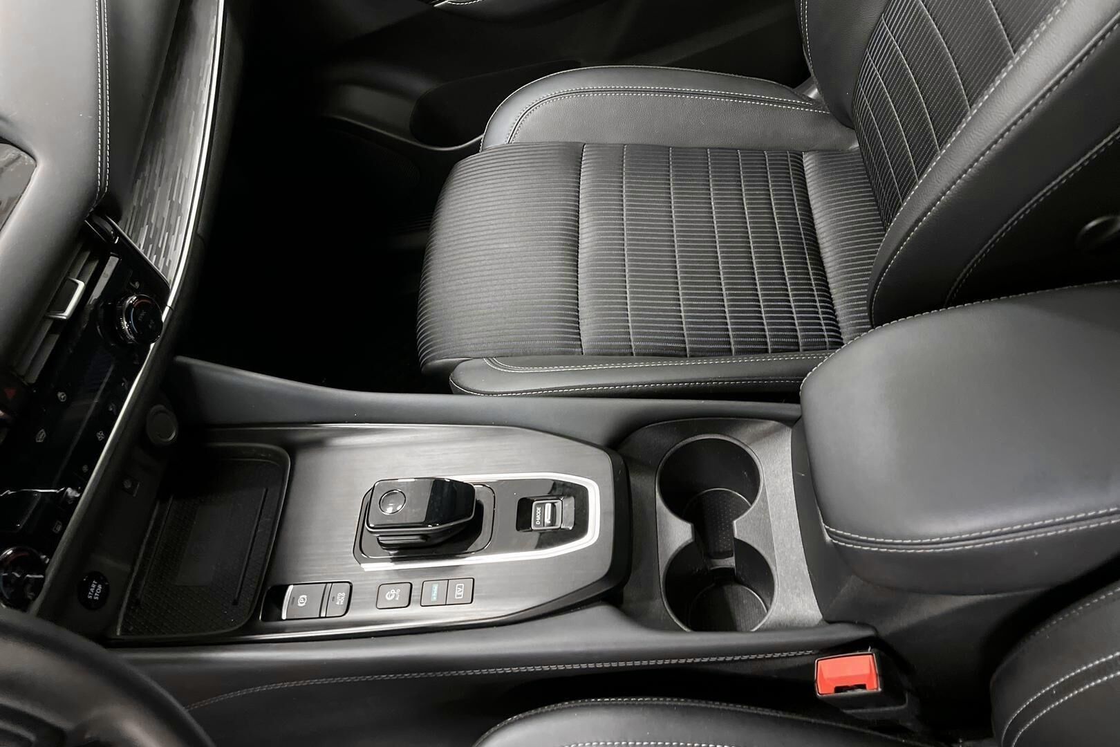 Nissan Qashqai iso kuva 19