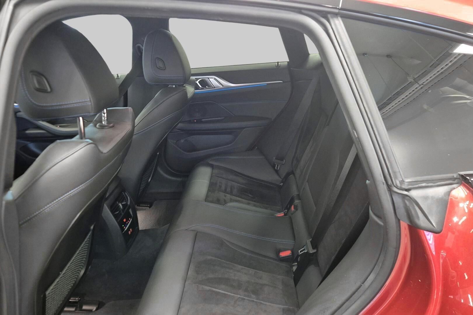 BMW I4 M50 iso kuva 18