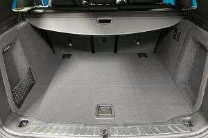 BMW iX3 esikatselu 11