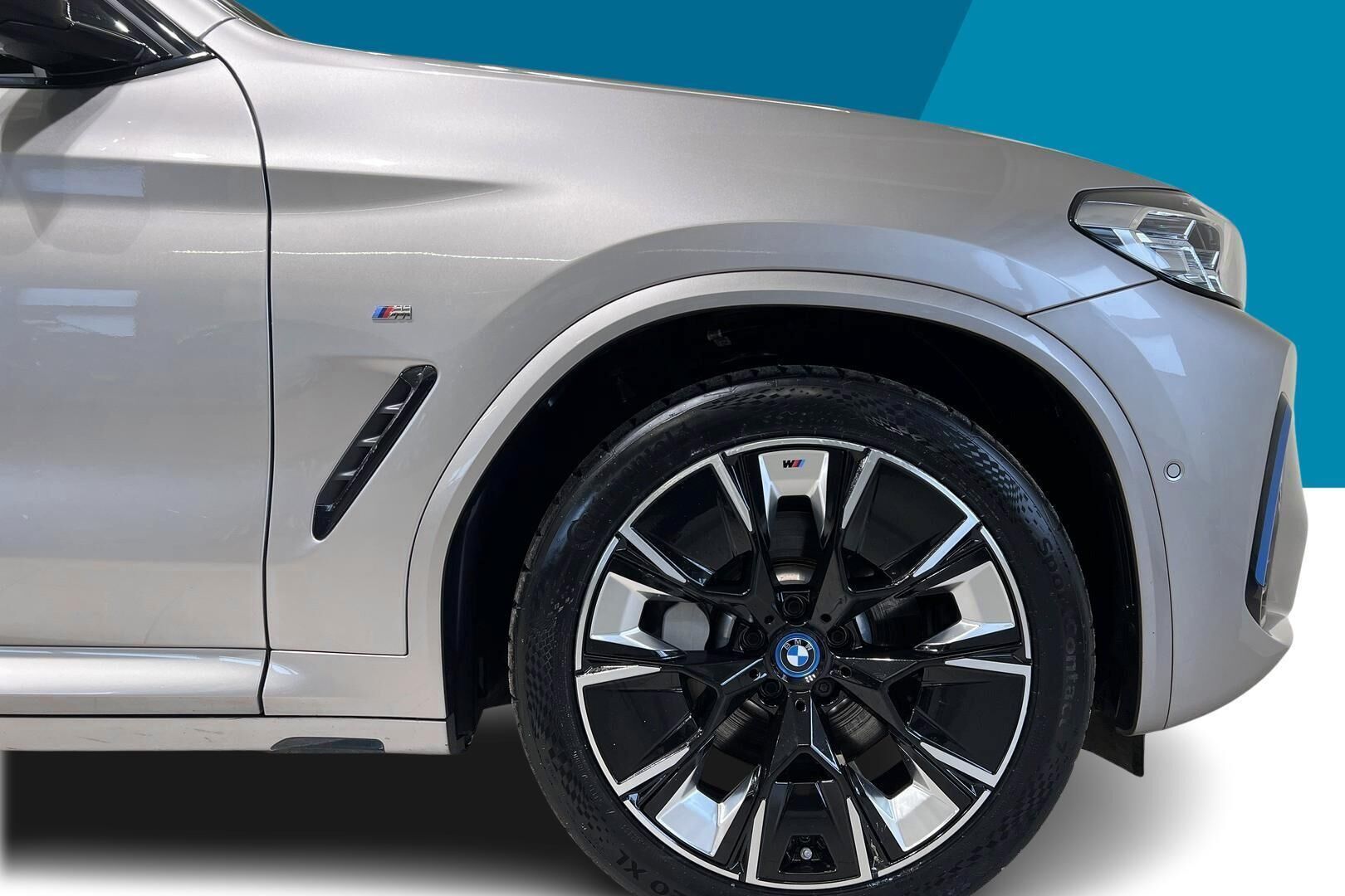 BMW iX3 iso kuva 13