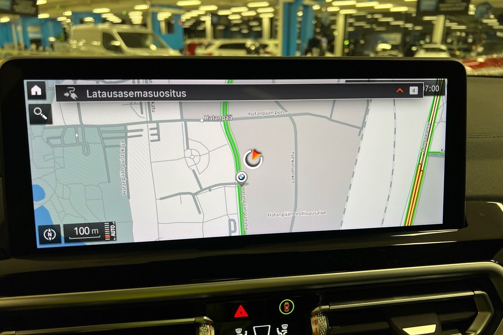 BMW iX3 iso kuva 11
