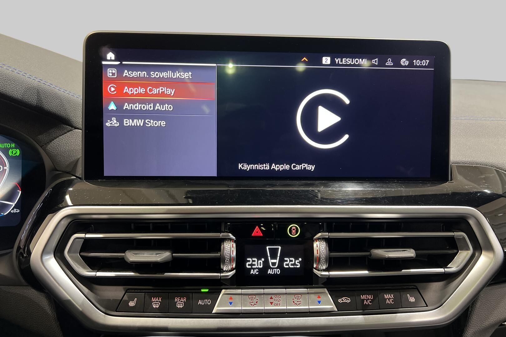 BMW iX3 iso kuva 20