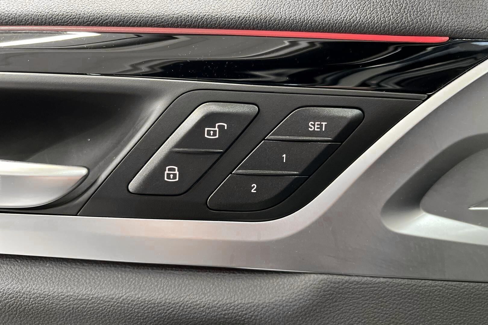 BMW iX3 iso kuva 34