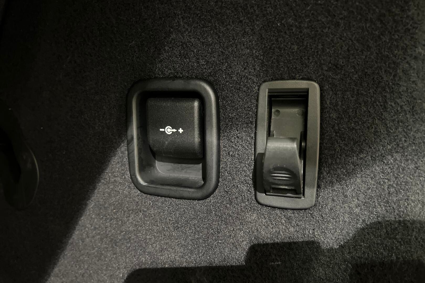 BMW iX3 iso kuva 42