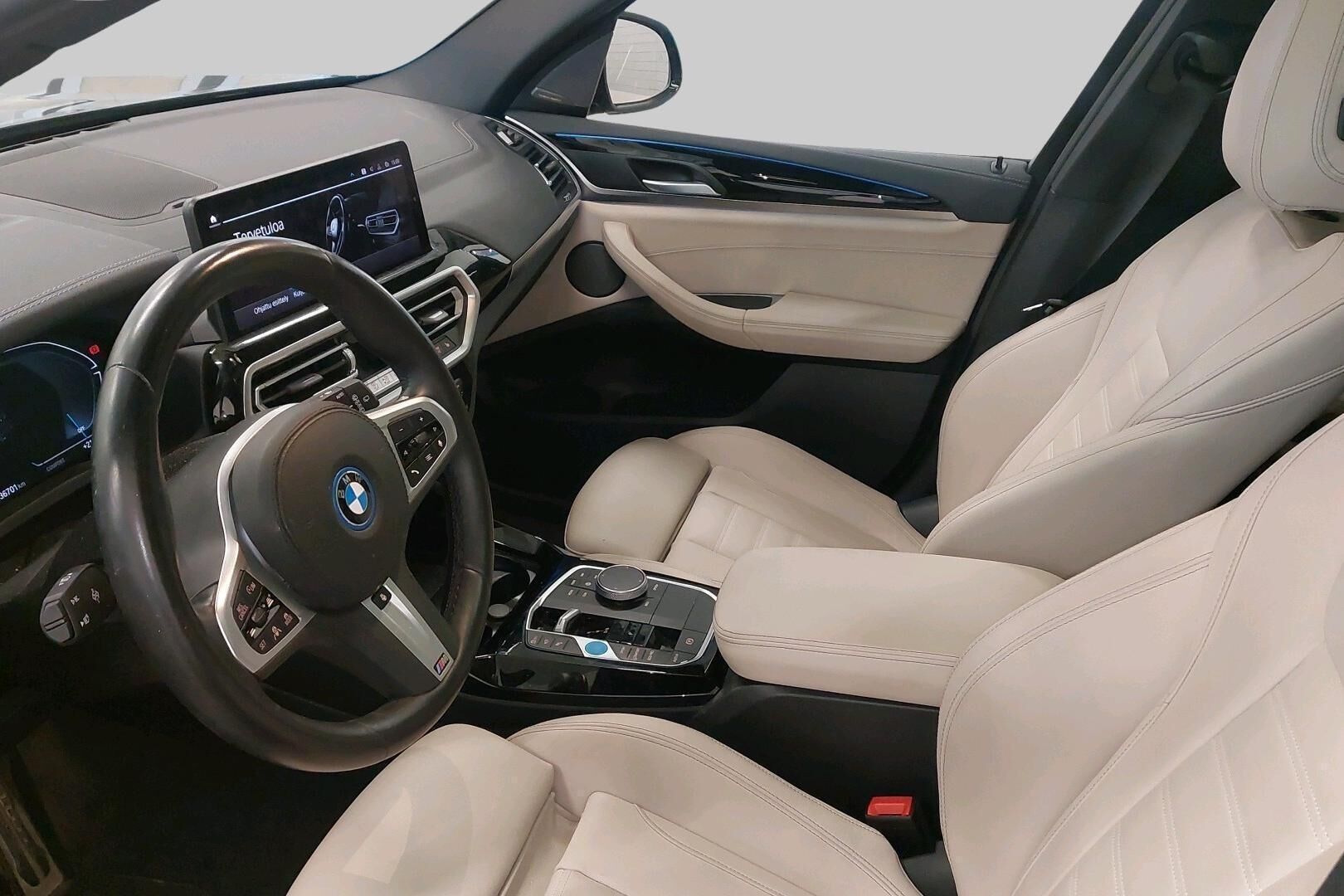 BMW iX3 iso kuva 1