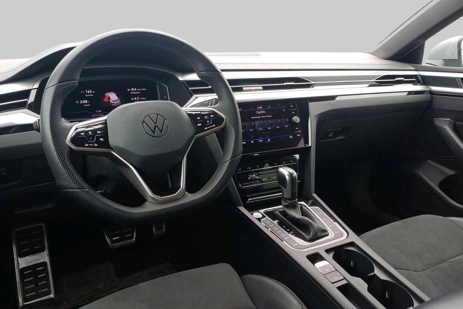 Volkswagen Arteon iso kuva 2