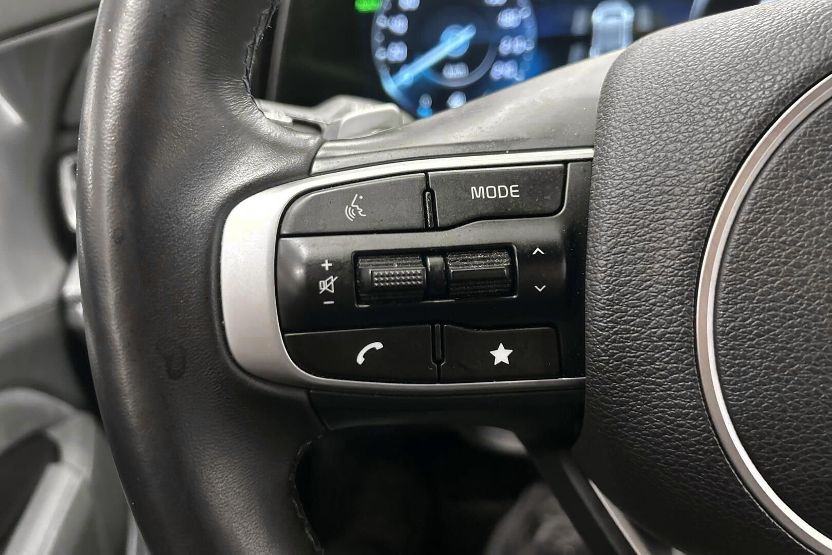 Kia Sportage iso kuva 16