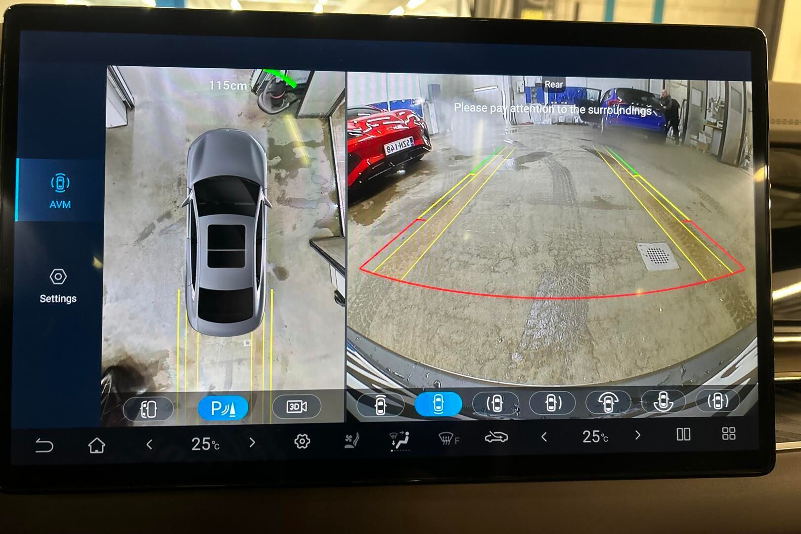 BYD Han iso kuva 18