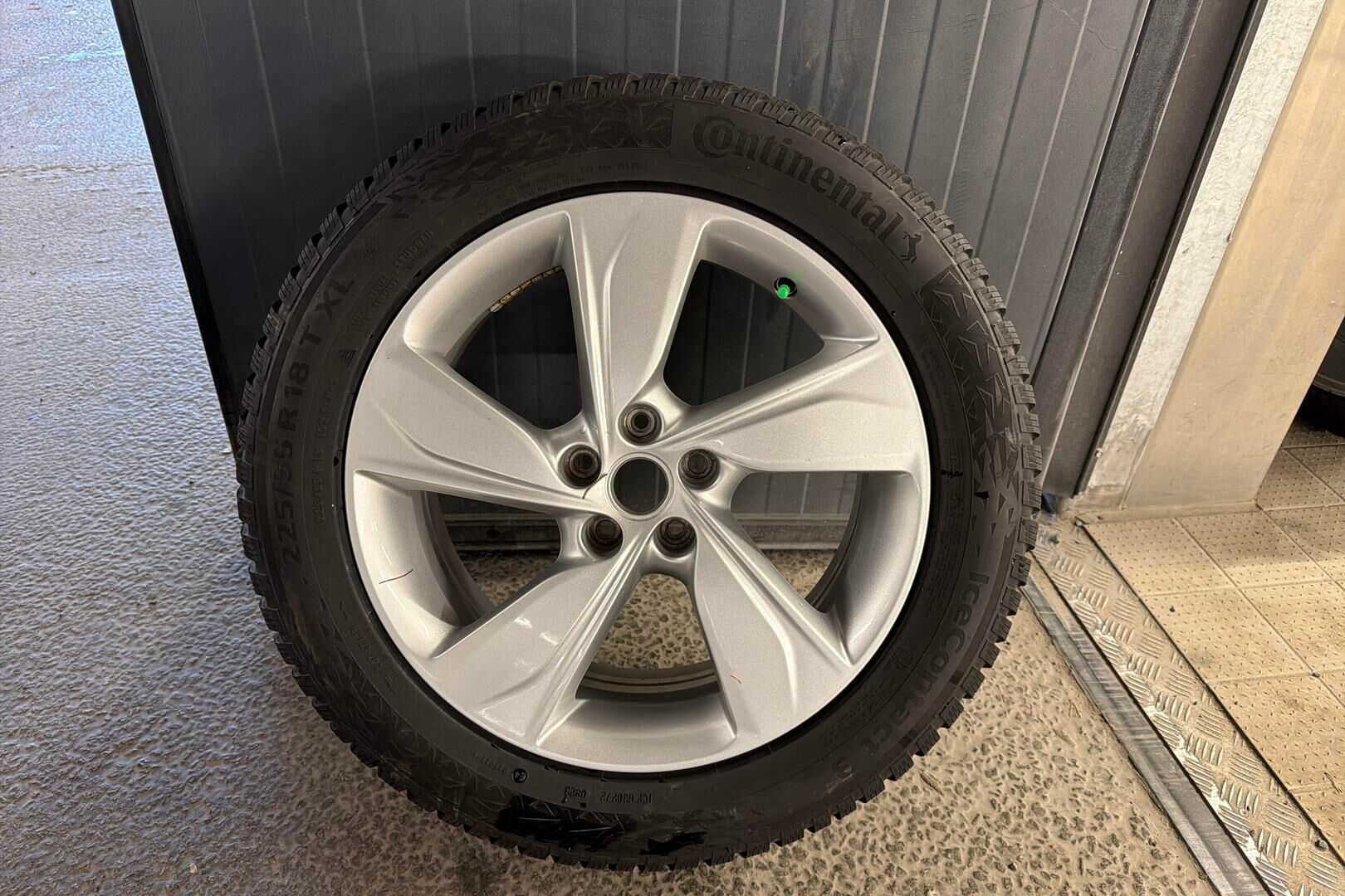 Opel Grandland iso kuva 13