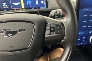 Ford Mustang Mach-E esikatselu 18