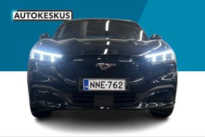 Ford Mustang Mach-E esikatselu 2