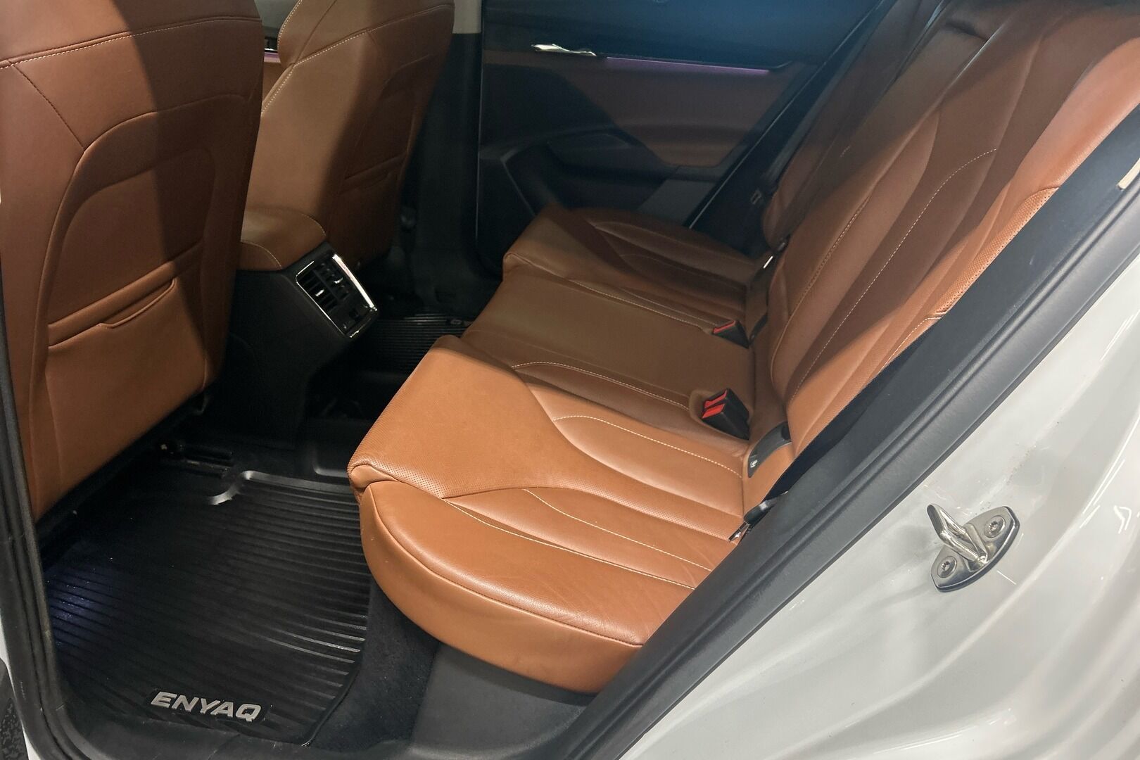 Skoda Enyaq iso kuva 8