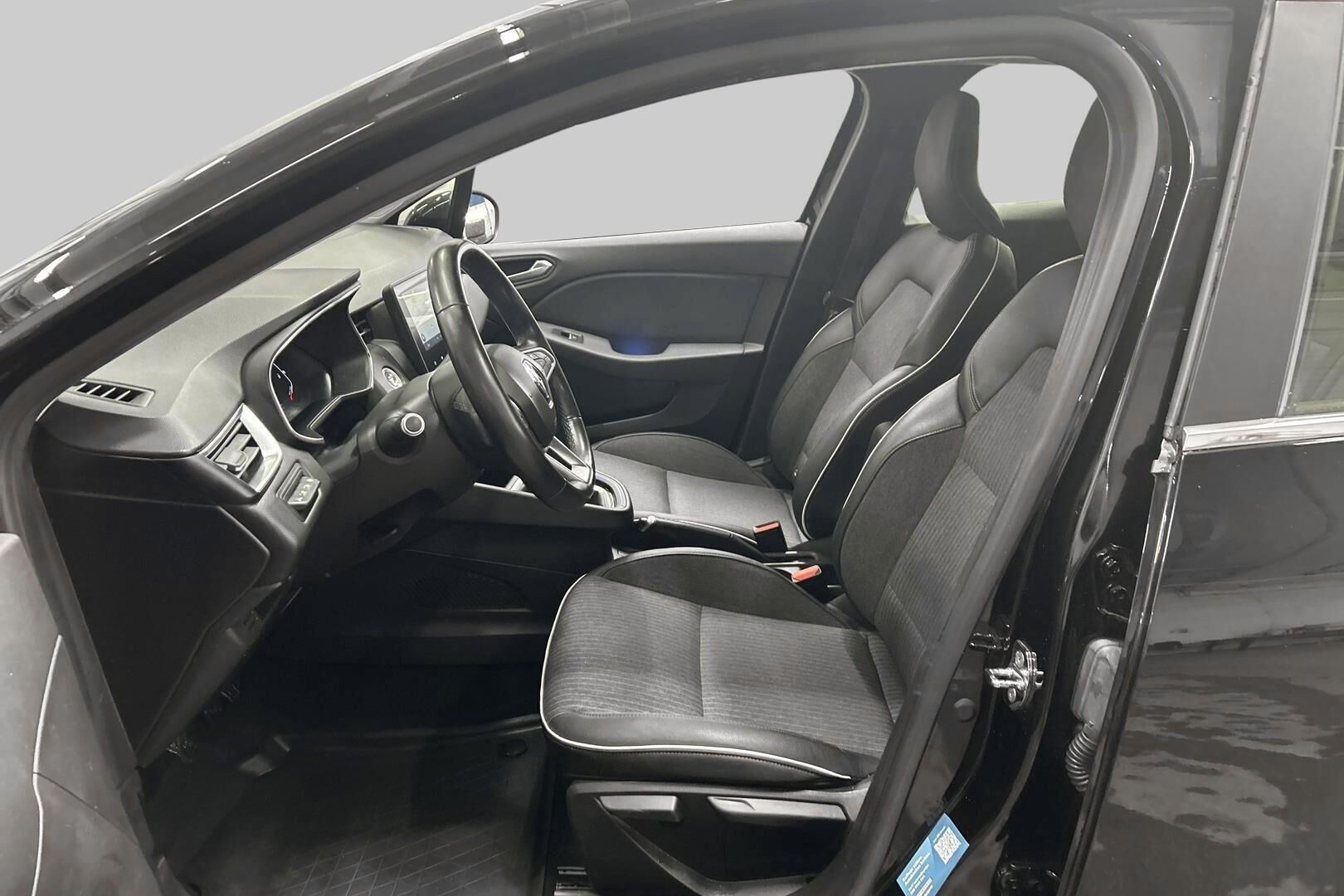 Renault Clio iso kuva 9