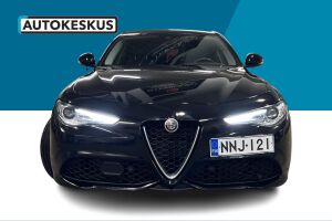 Alfa Romeo Giulia esikatselu 2
