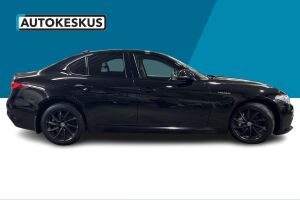 Alfa Romeo Giulia esikatselu 4