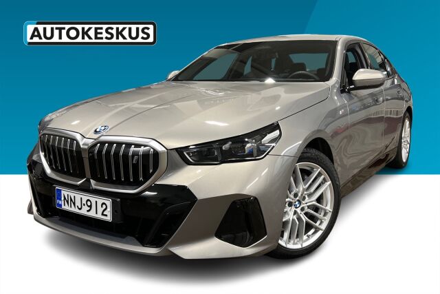 BMW i5
