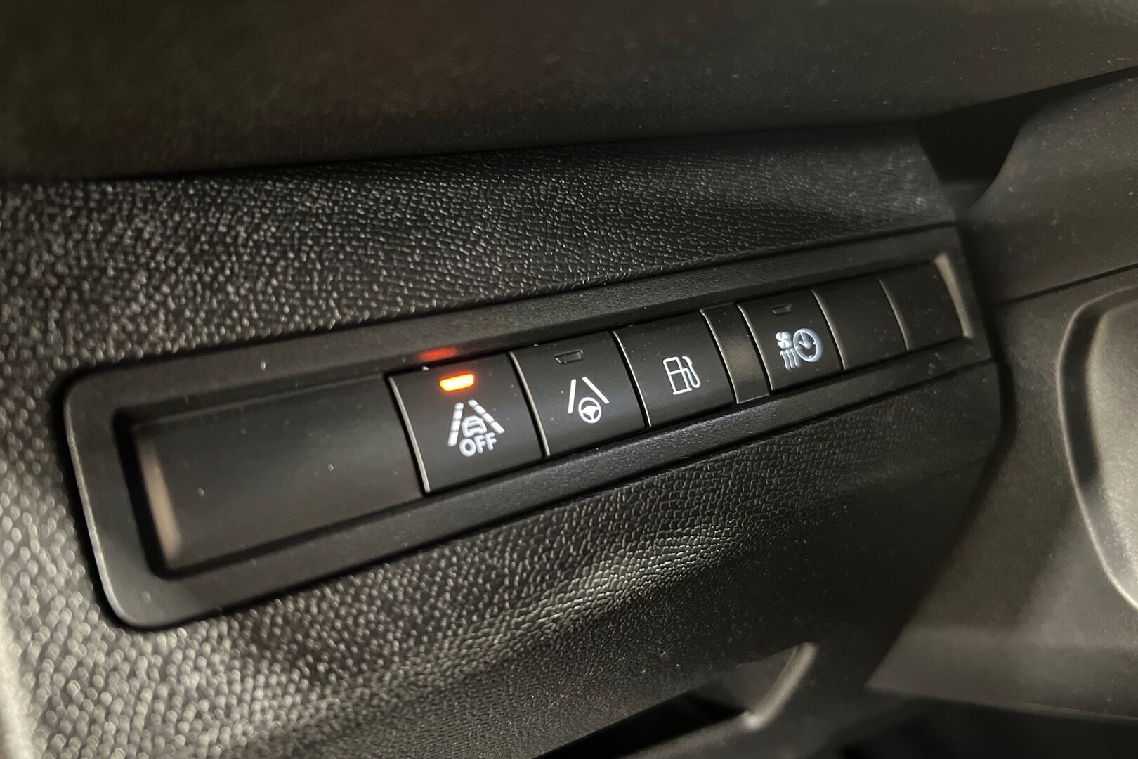Peugeot 3008 iso kuva 7