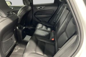 Volvo XC60 esikatselu 8