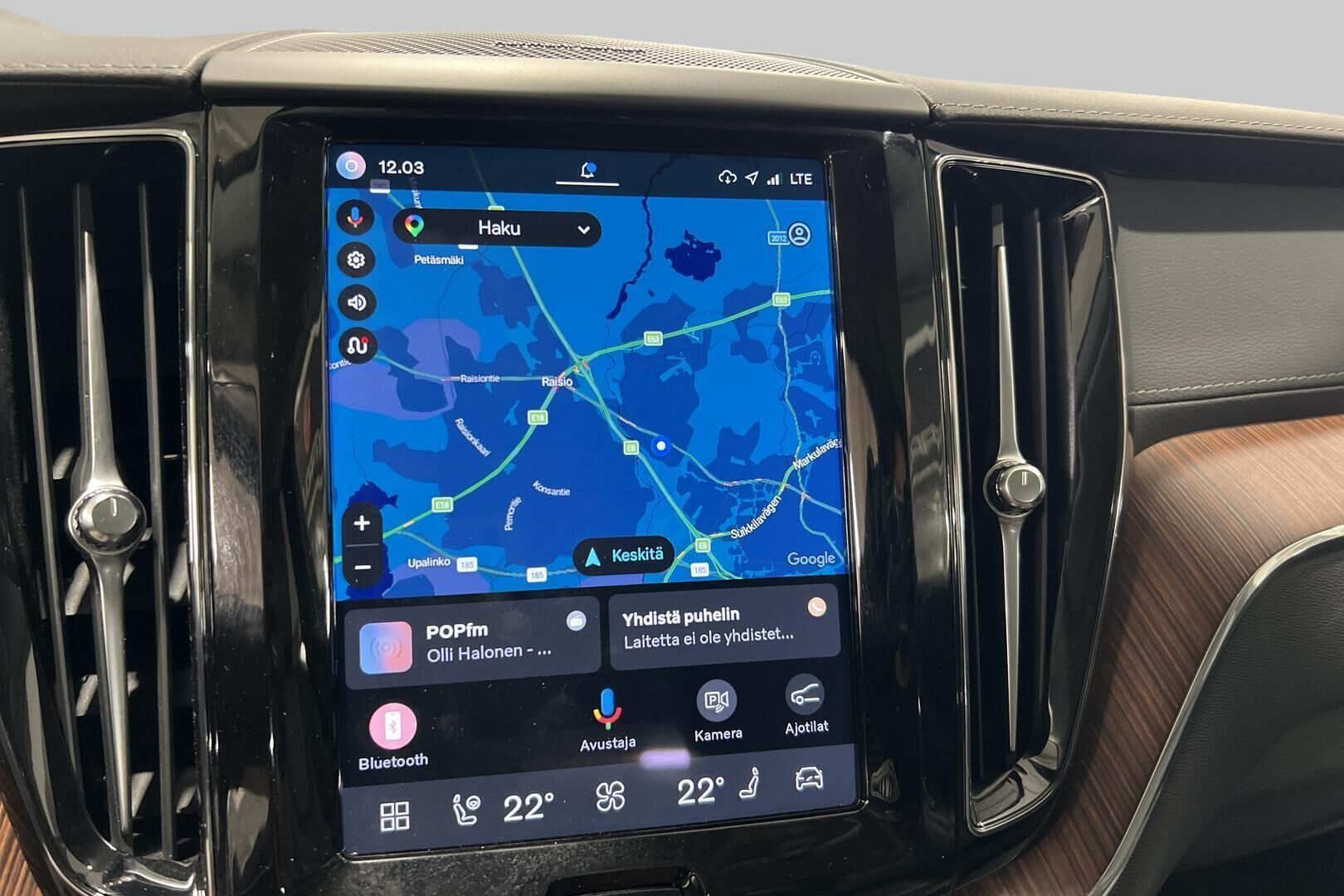 Volvo XC60 iso kuva 13