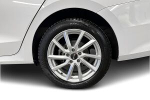 Skoda Octavia esikatselu 12