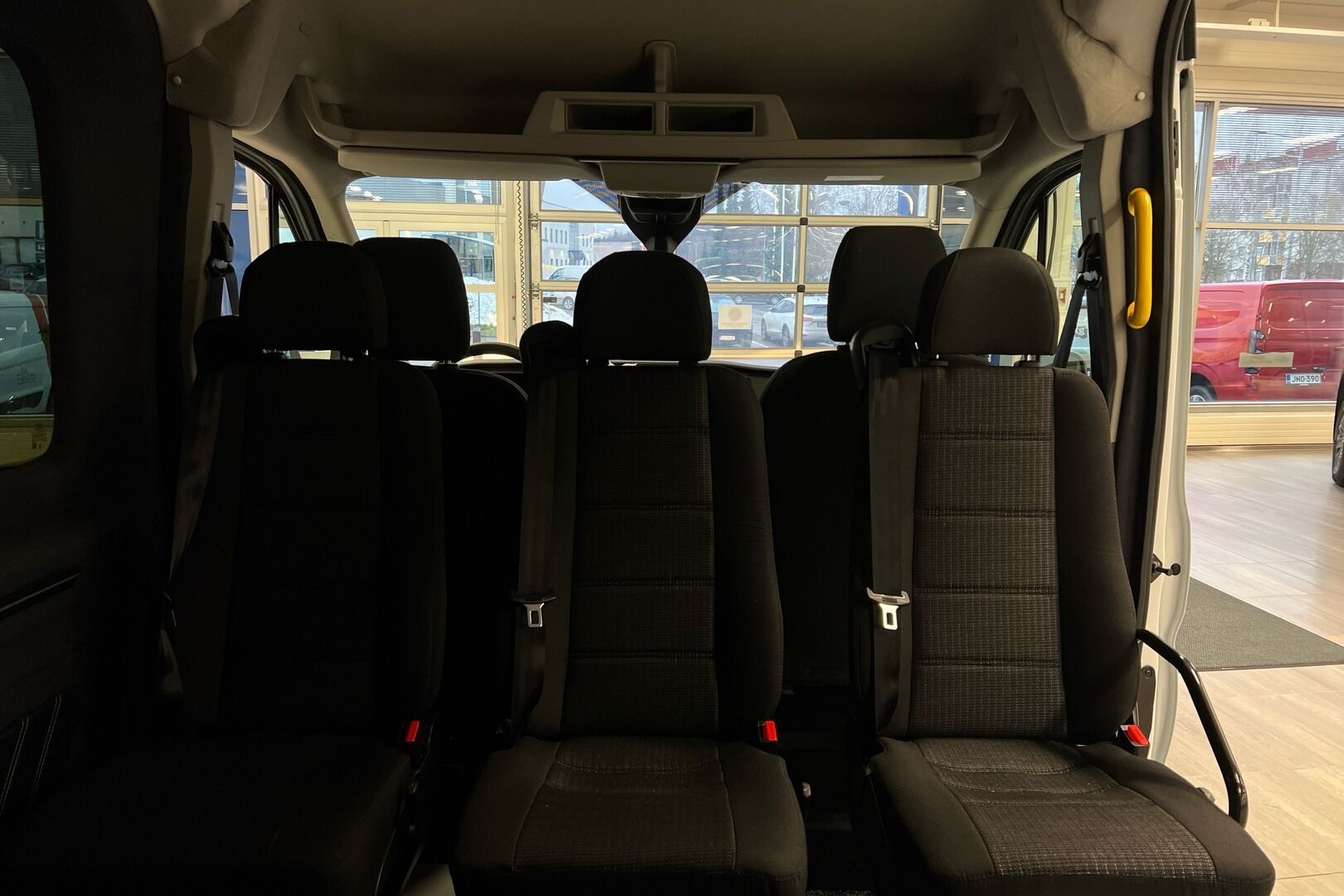 Ford Transit iso kuva 22