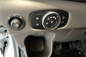 Ford Transit esikatselu 16