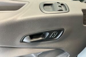 Ford Transit esikatselu 20