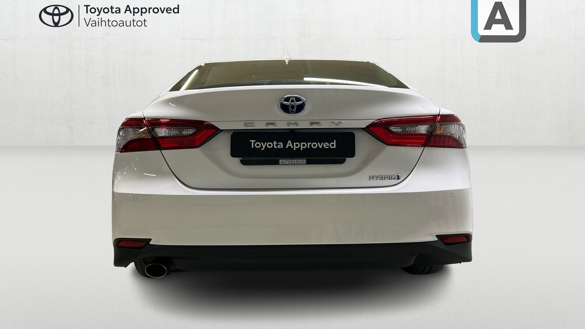 Toyota Camry iso kuva 3