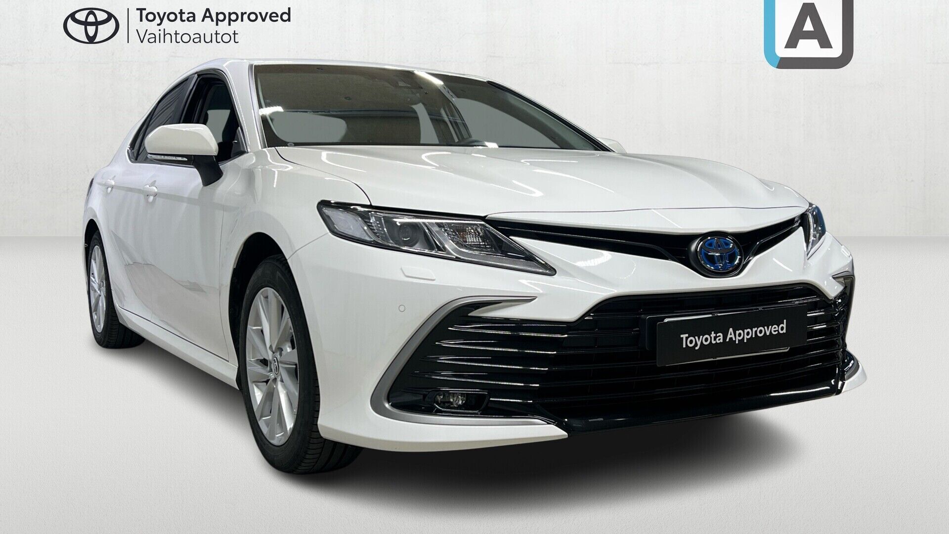 Toyota Camry iso kuva 5