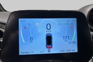 BYD Dolphin esikatselu 12