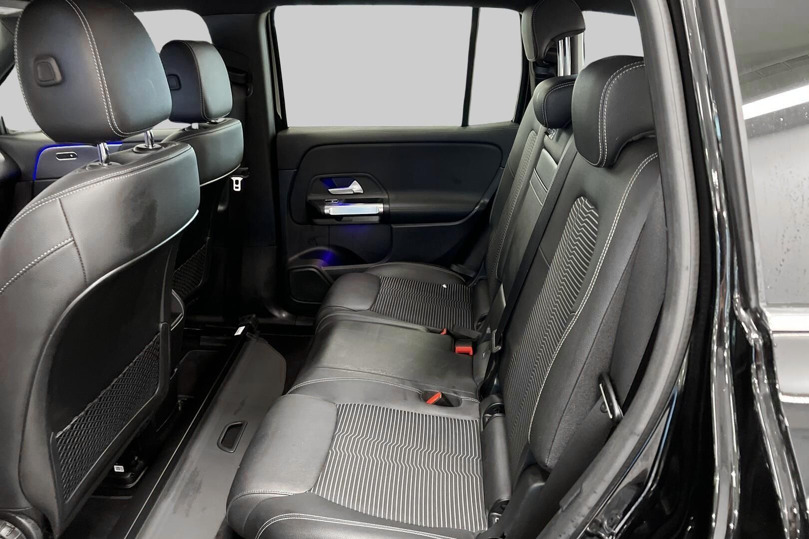 Mercedes-Benz EQB iso kuva 10