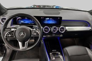 Mercedes-Benz EQB esikatselu 23