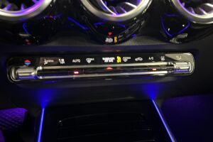 Mercedes-Benz EQB esikatselu 15