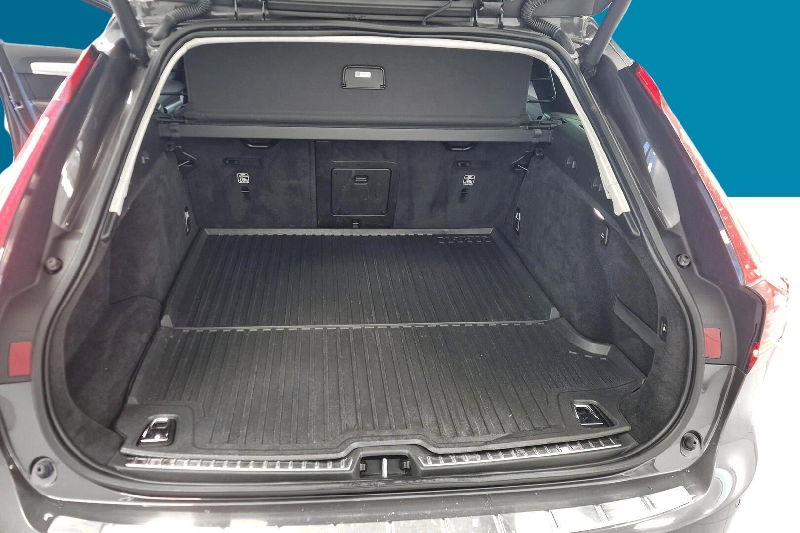 Volvo V90 iso kuva 12