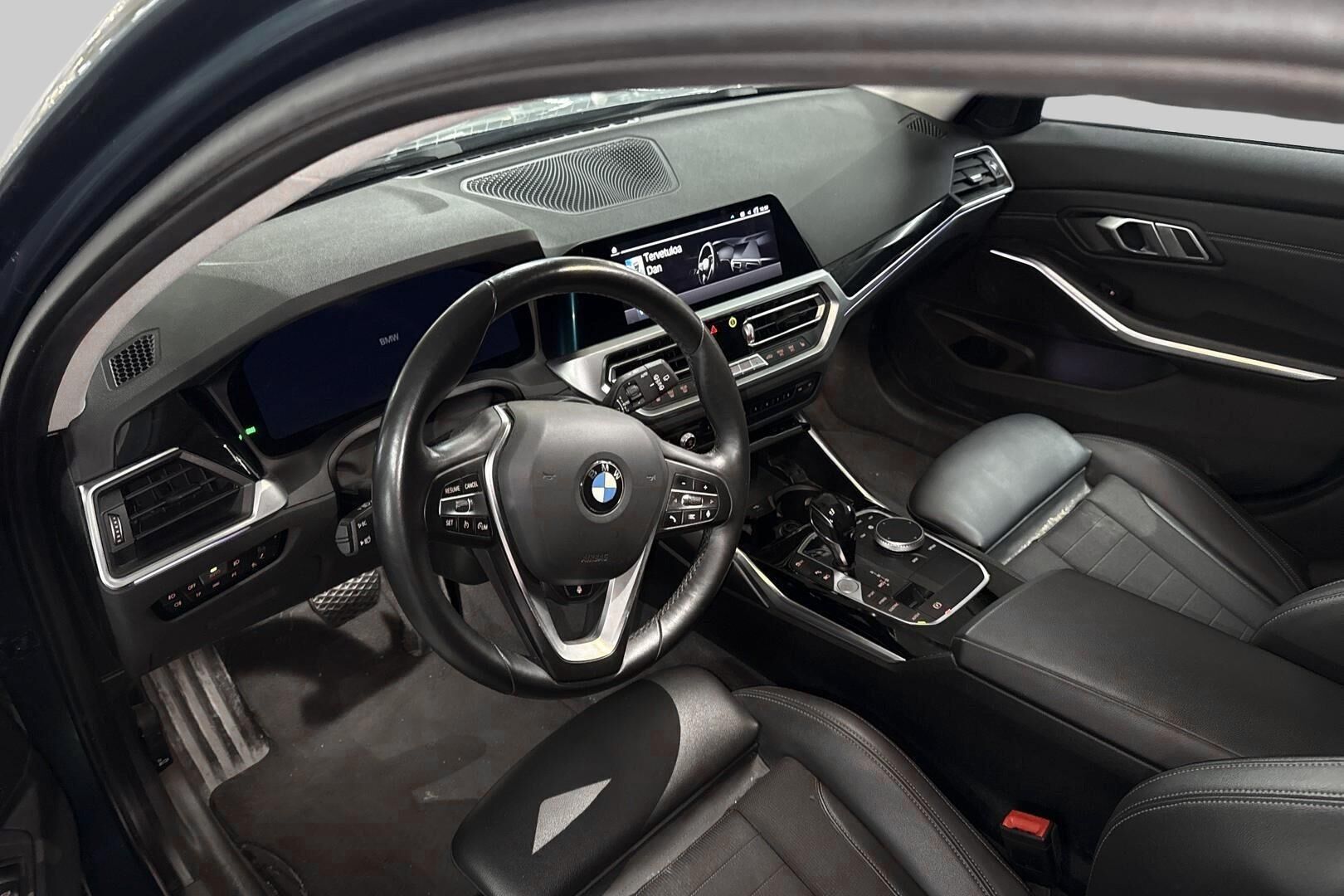 BMW 3-sarja iso kuva 2
