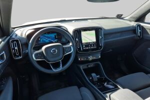 Volvo XC40 esikatselu 2