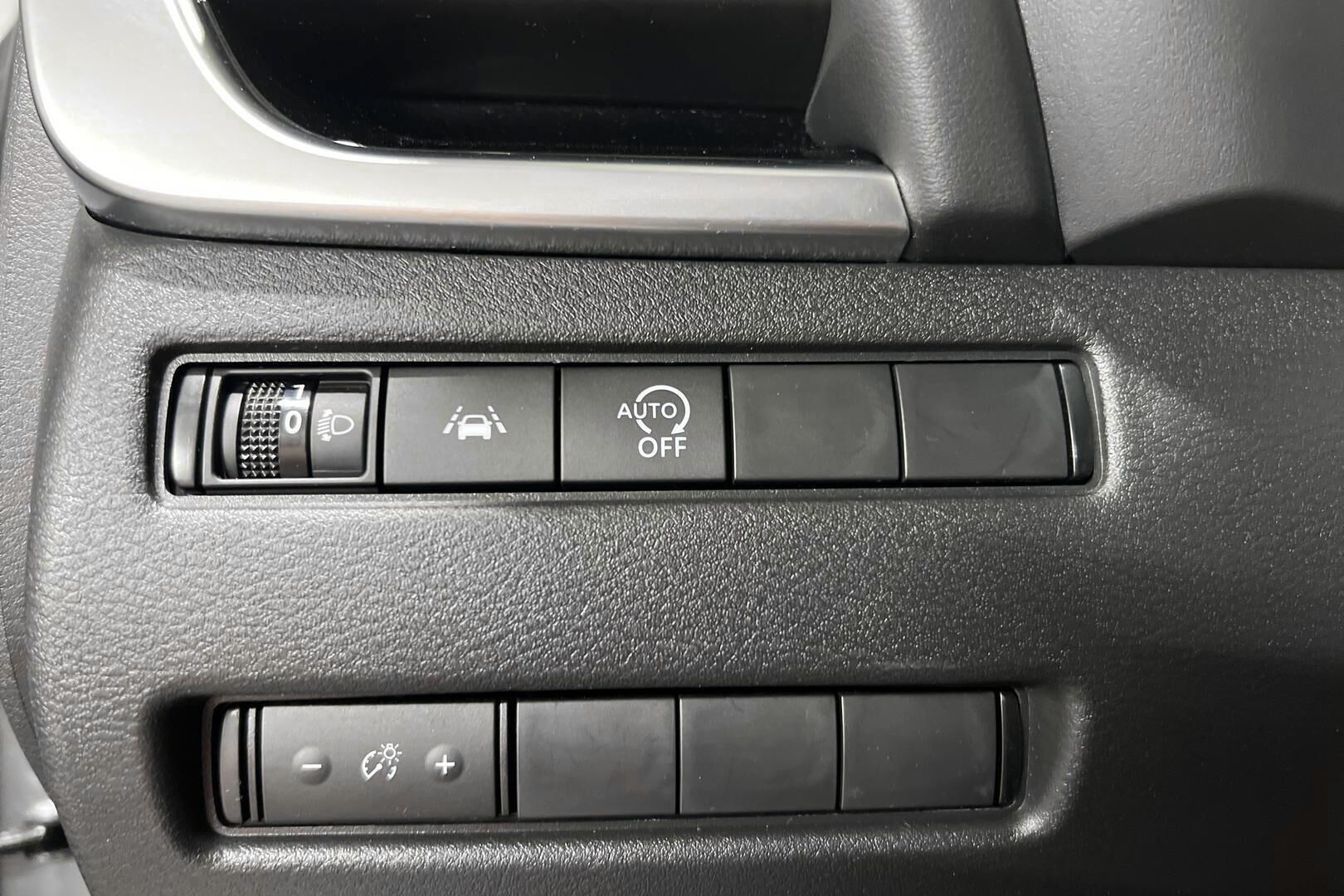 Nissan Qashqai iso kuva 14