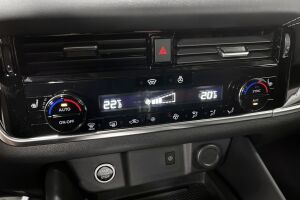 Nissan Qashqai esikatselu 17