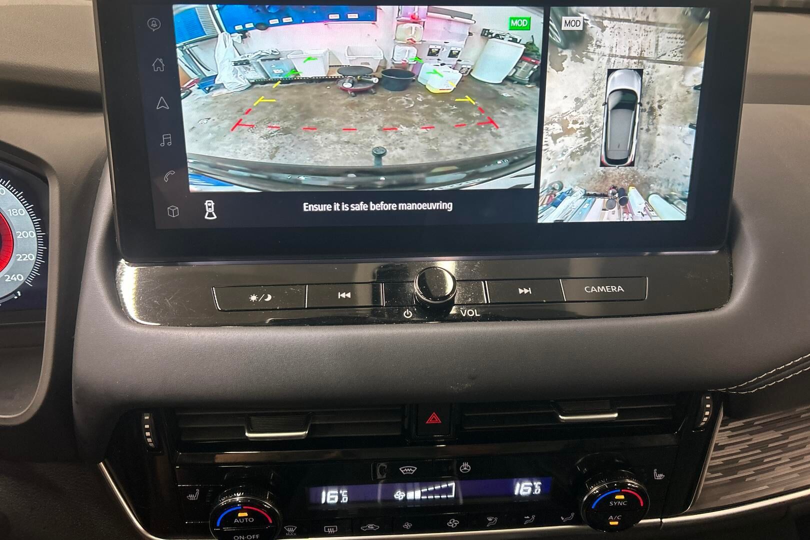 Nissan Qashqai iso kuva 17