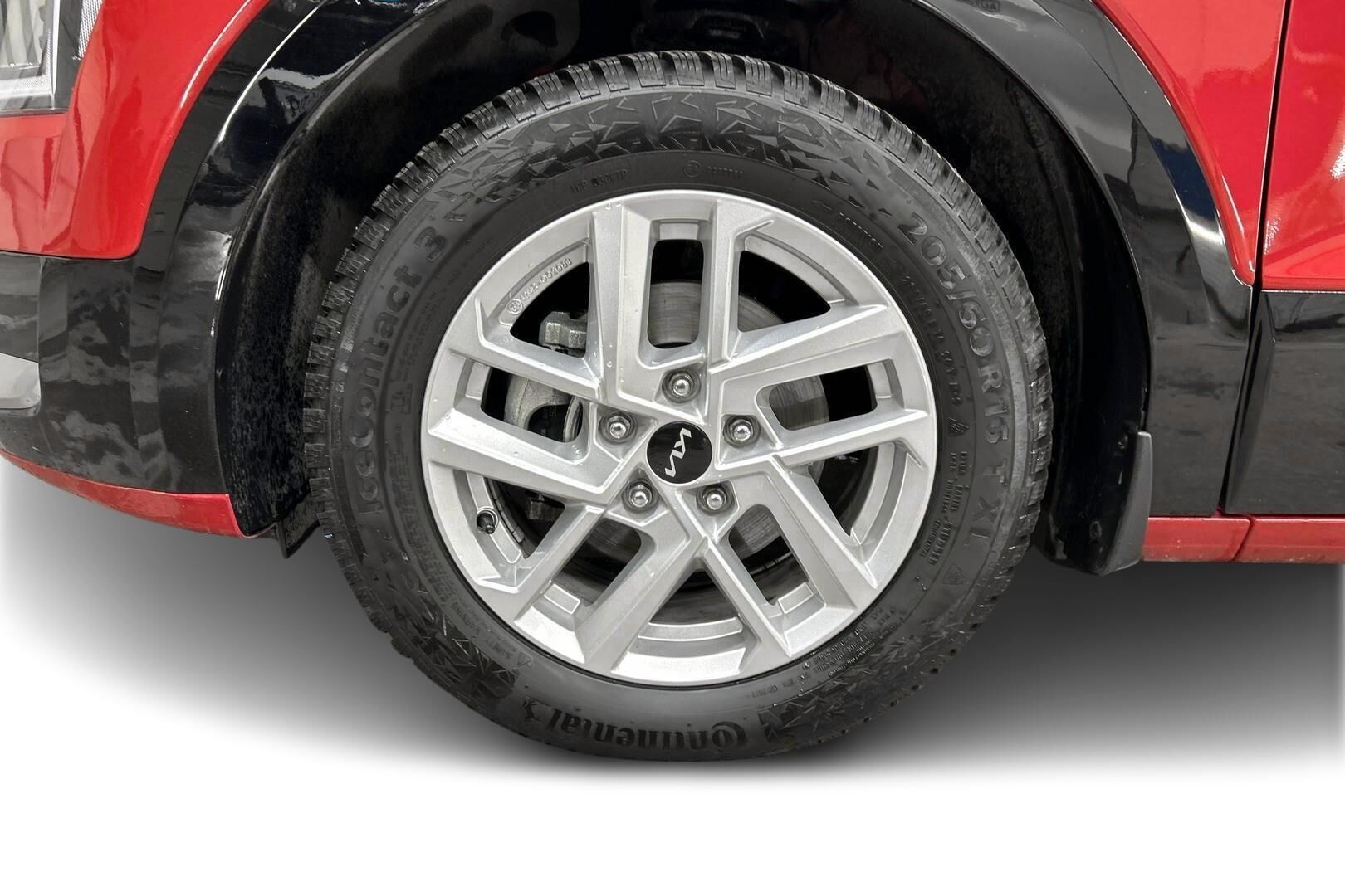 Kia Niro iso kuva 13