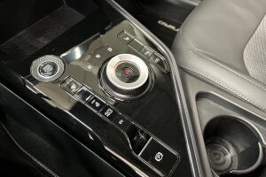 Kia Niro esikatselu 16