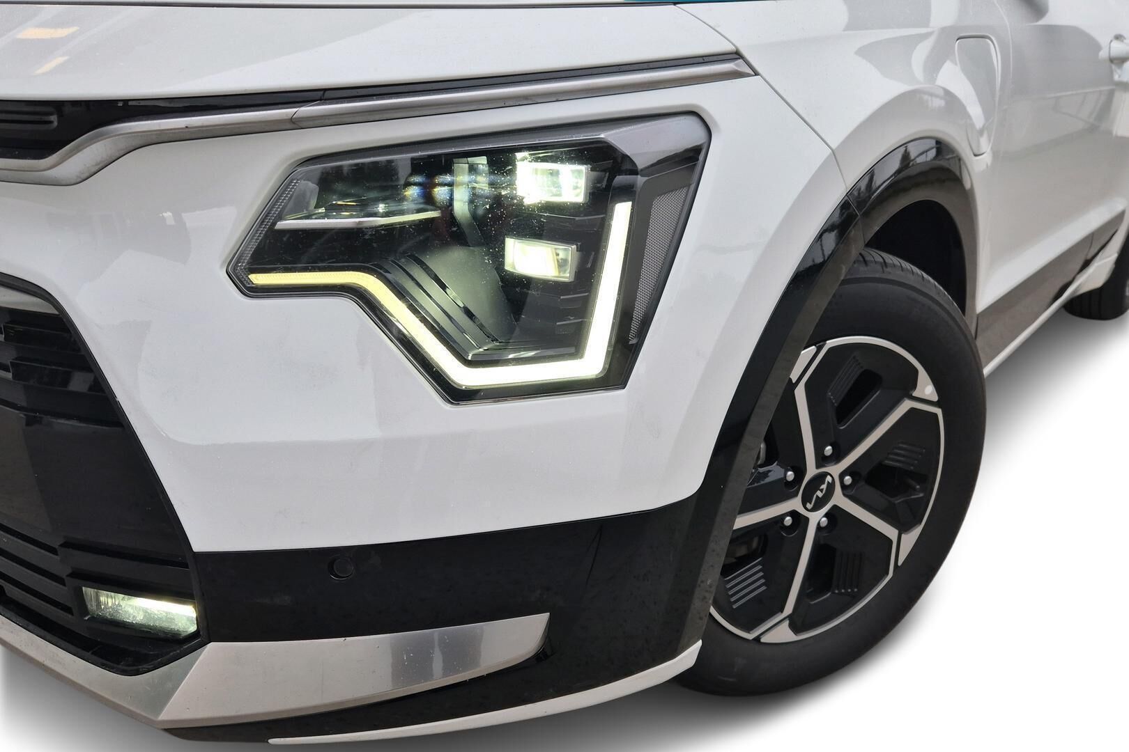 Kia Niro iso kuva 2
